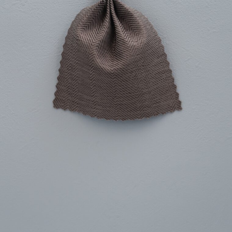 水色の壁紙・部屋に合うカーテンの色