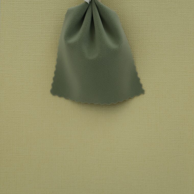 黄色の壁紙・部屋に合うカーテンの色