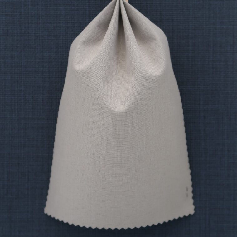 ネイビーの壁紙や部屋に合うカーテンの色