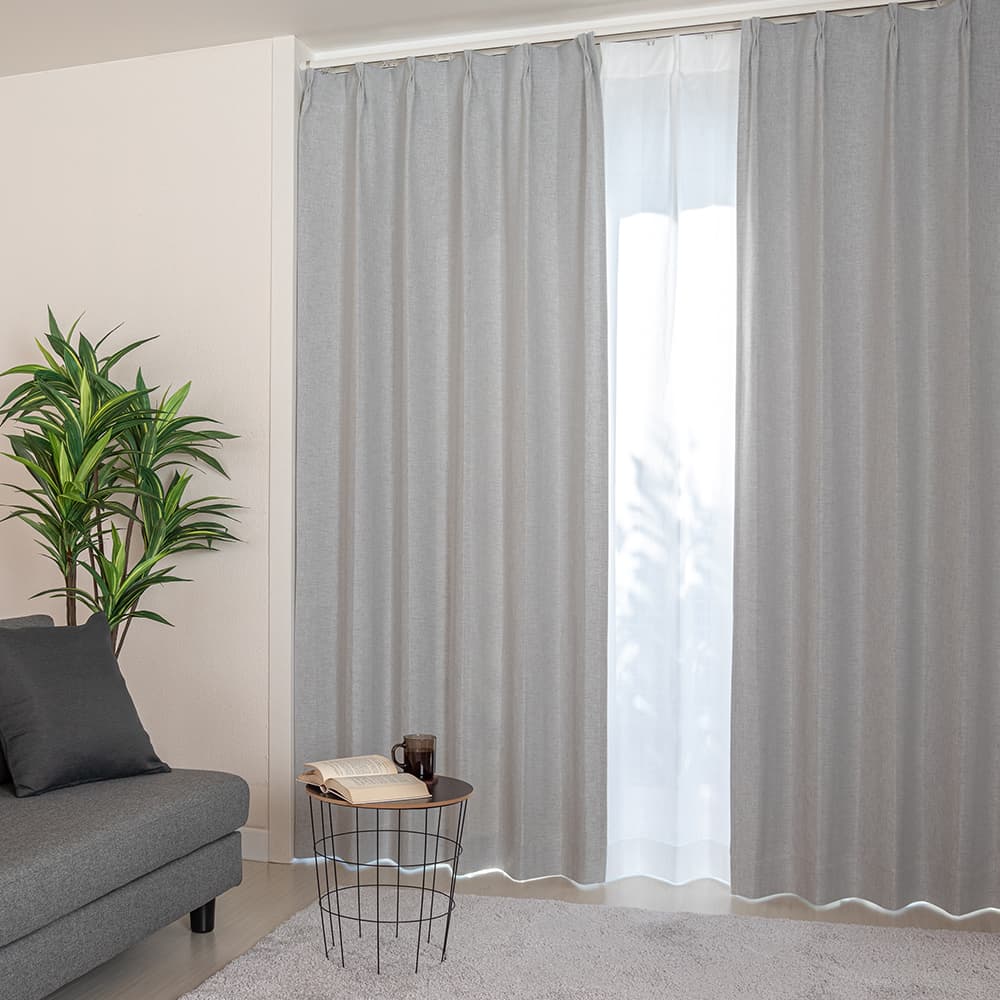 ネイビーの壁紙や部屋に合うカーテンの色