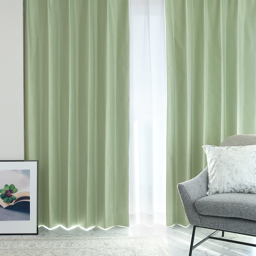 黄色の壁紙・部屋に合うカーテンの色