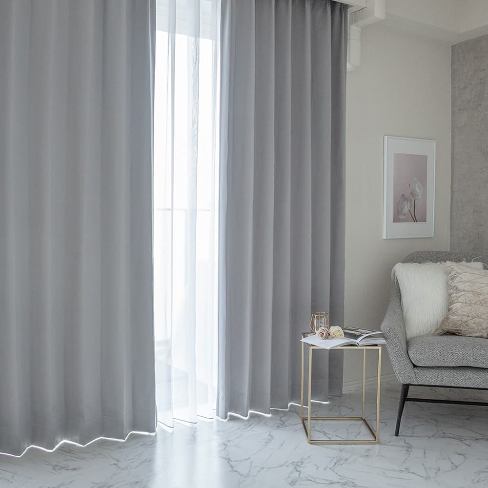 ネイビーの壁紙や部屋に合うカーテンの色