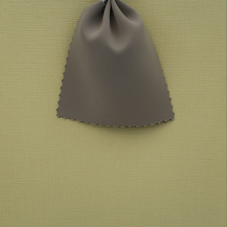 黄色の壁紙・部屋に合うカーテンの色