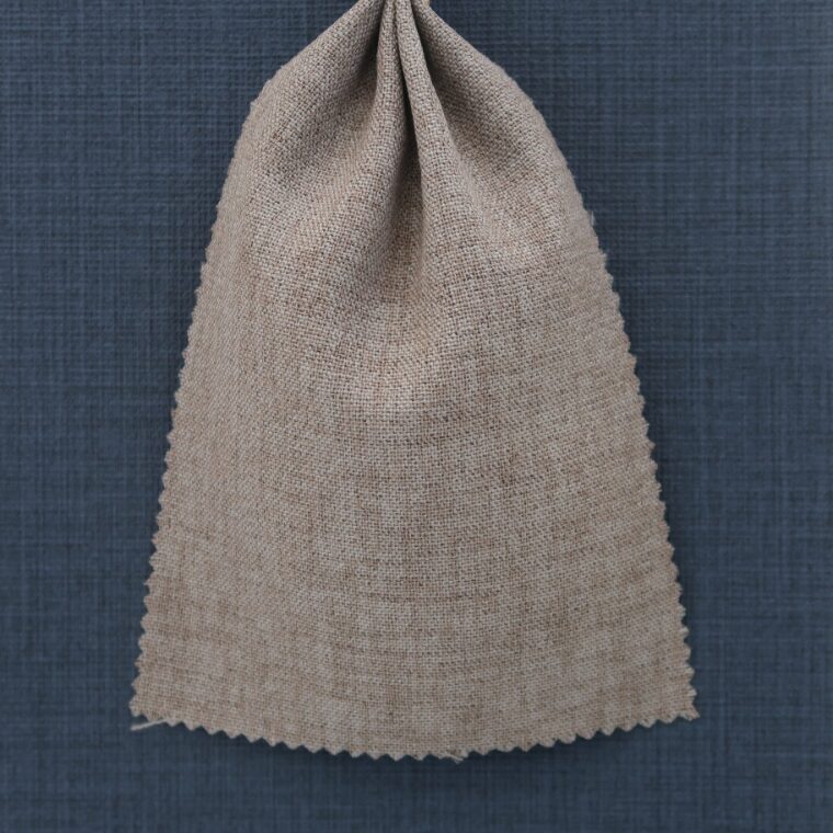 ネイビーの壁紙や部屋に合うカーテンの色