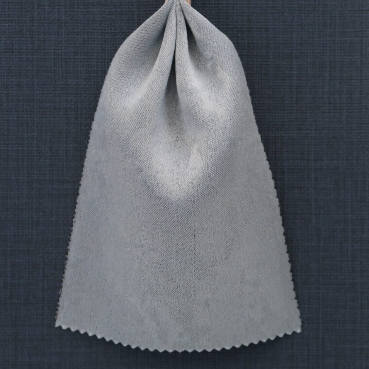 ネイビーの壁紙や部屋に合うカーテンの色