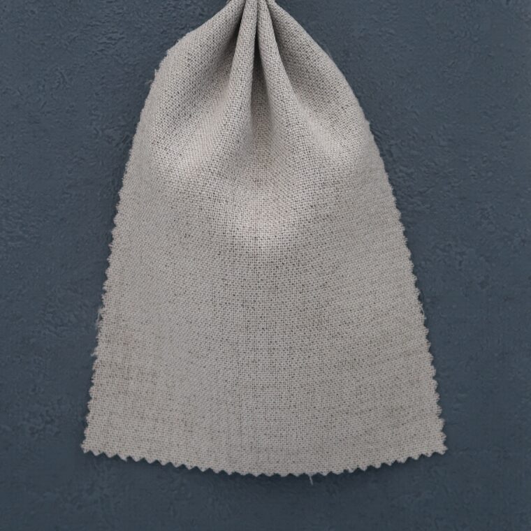 ブルーグレーの壁紙や部屋に合うカーテンの色